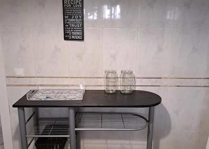 Casa ' Izzy ' * Εστεπόνα