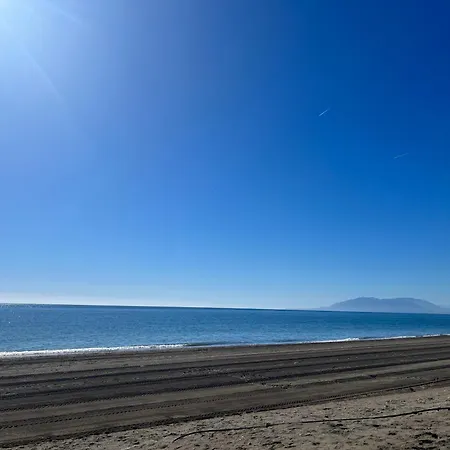 Casa ' Izzy ' Dom wakacyjny Estepona